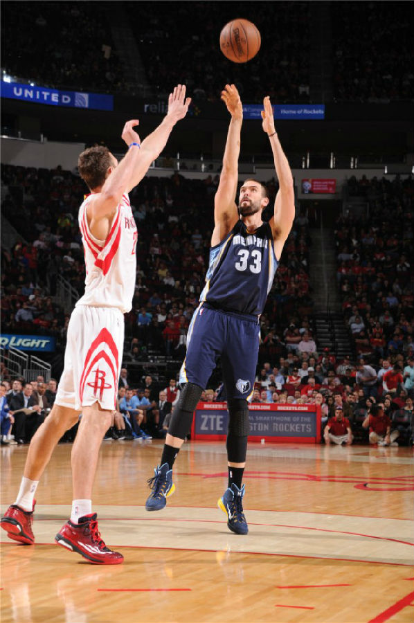 正如每一个 正如每一个